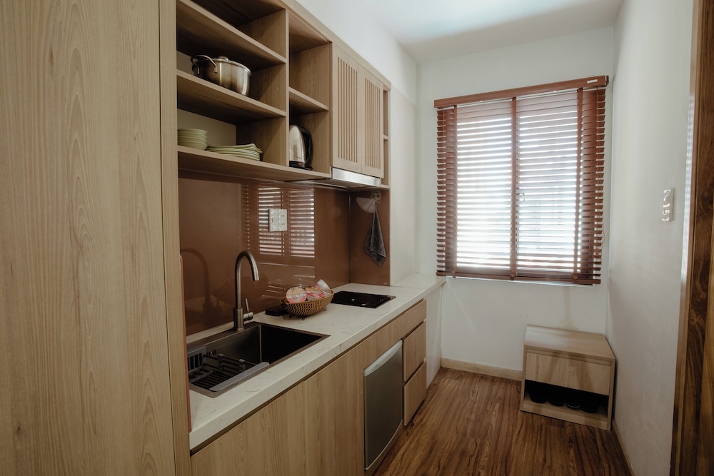 Zoneland Apartments Lahome Beach Villa 48/50