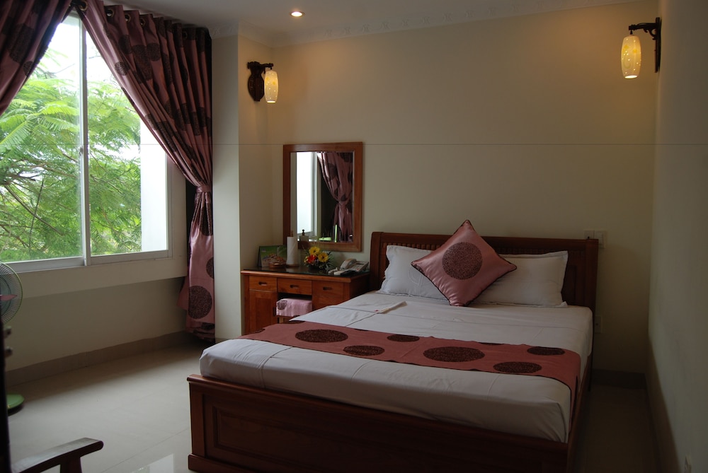 Dai Long Hotel 5/68