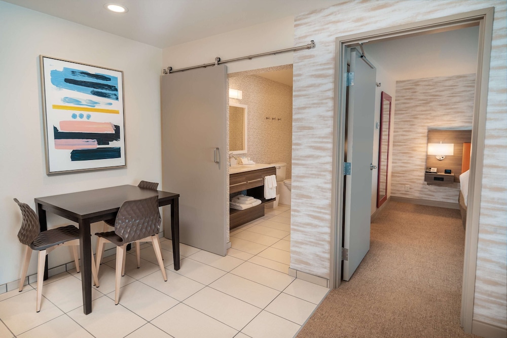 Home2 Suites By Hilton Corona 23/40