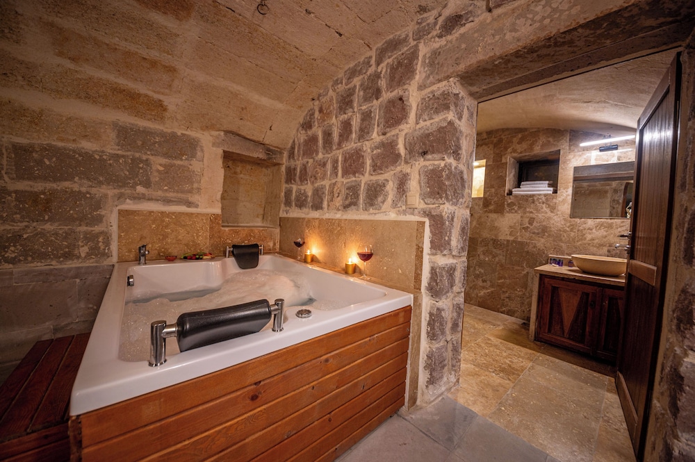 Kapalos Cave Hotel 29/47