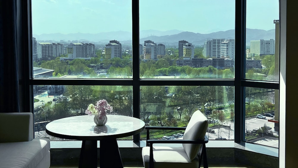 Empark Grand 47/61