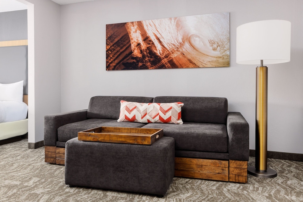 Springhill Suites by Marriott Warwick 24/38