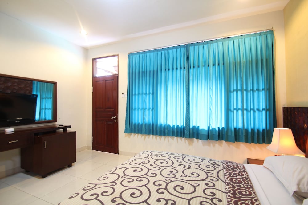 Simpang Inn 25/50