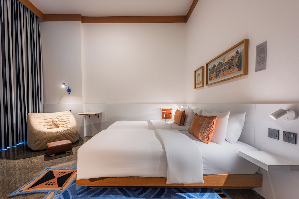 Shada Hotel Dubai 27/73
