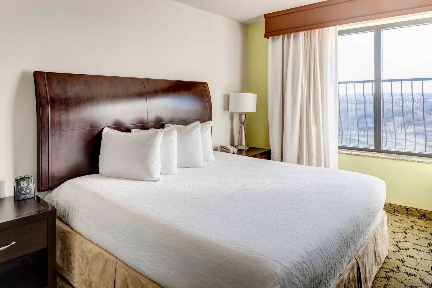 Junior Suite, King Bed, Sofa