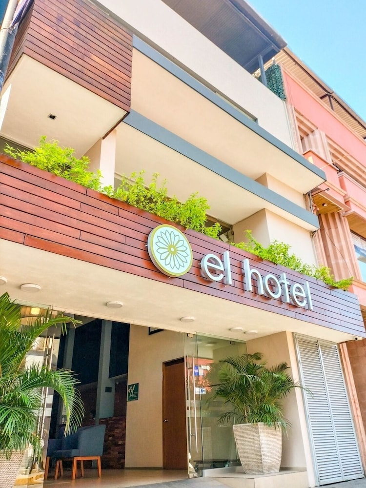 El Hotel Business Class 4/56