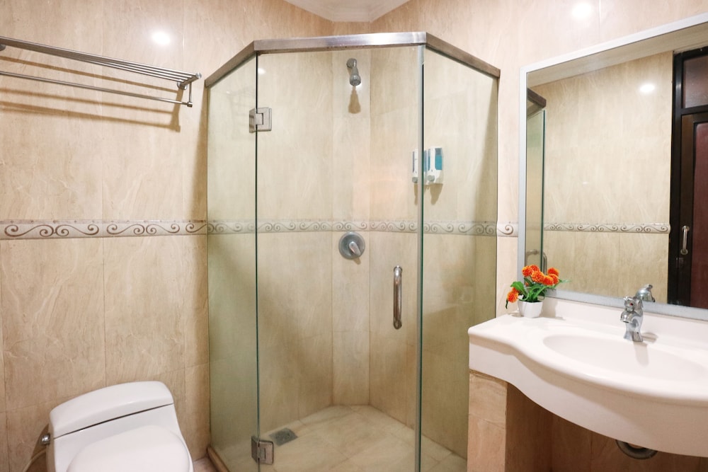 Bali Paradise City Hotel 48/50