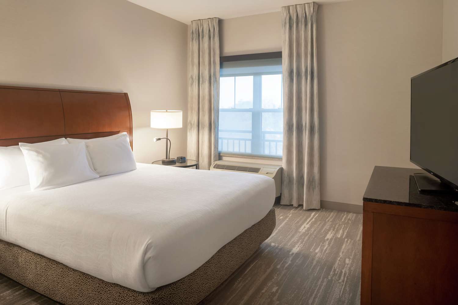 جناح رئاسي بسرير كينج، Hilton Garden Inn Troy 2/4