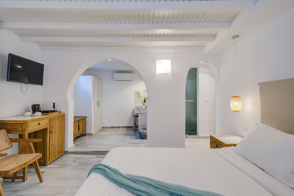 Madalena Hotel 37/69