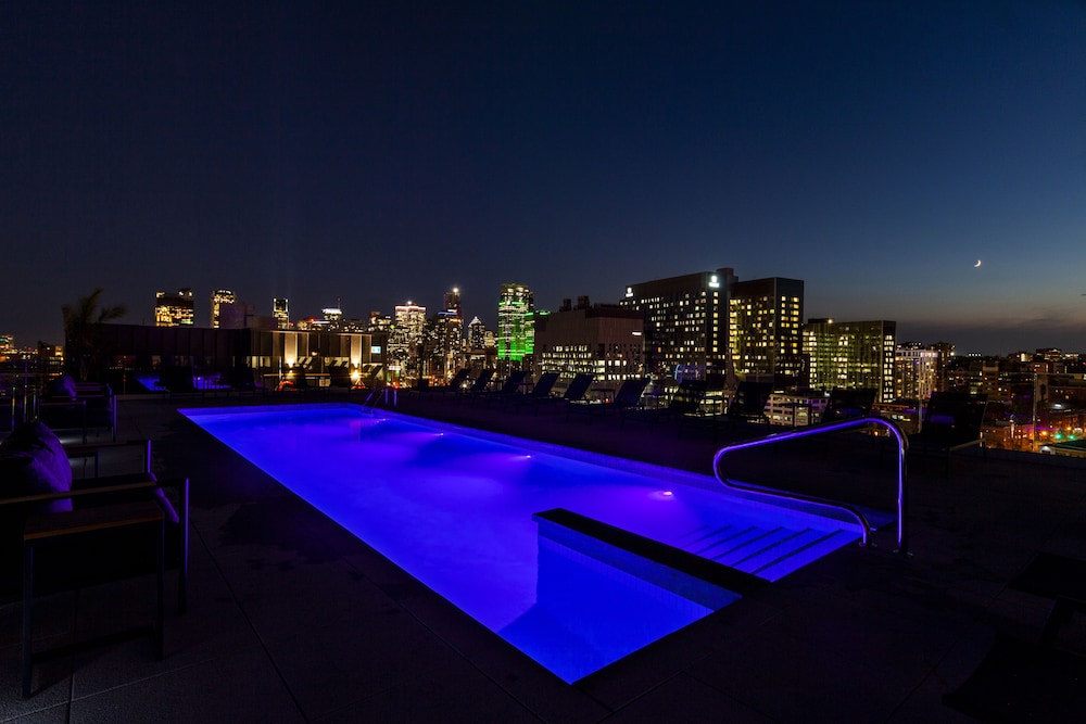 Hyatt Centric Montreal 35/39