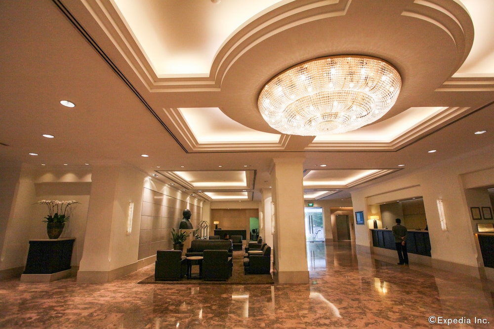 York Hotel Singapore 10/50