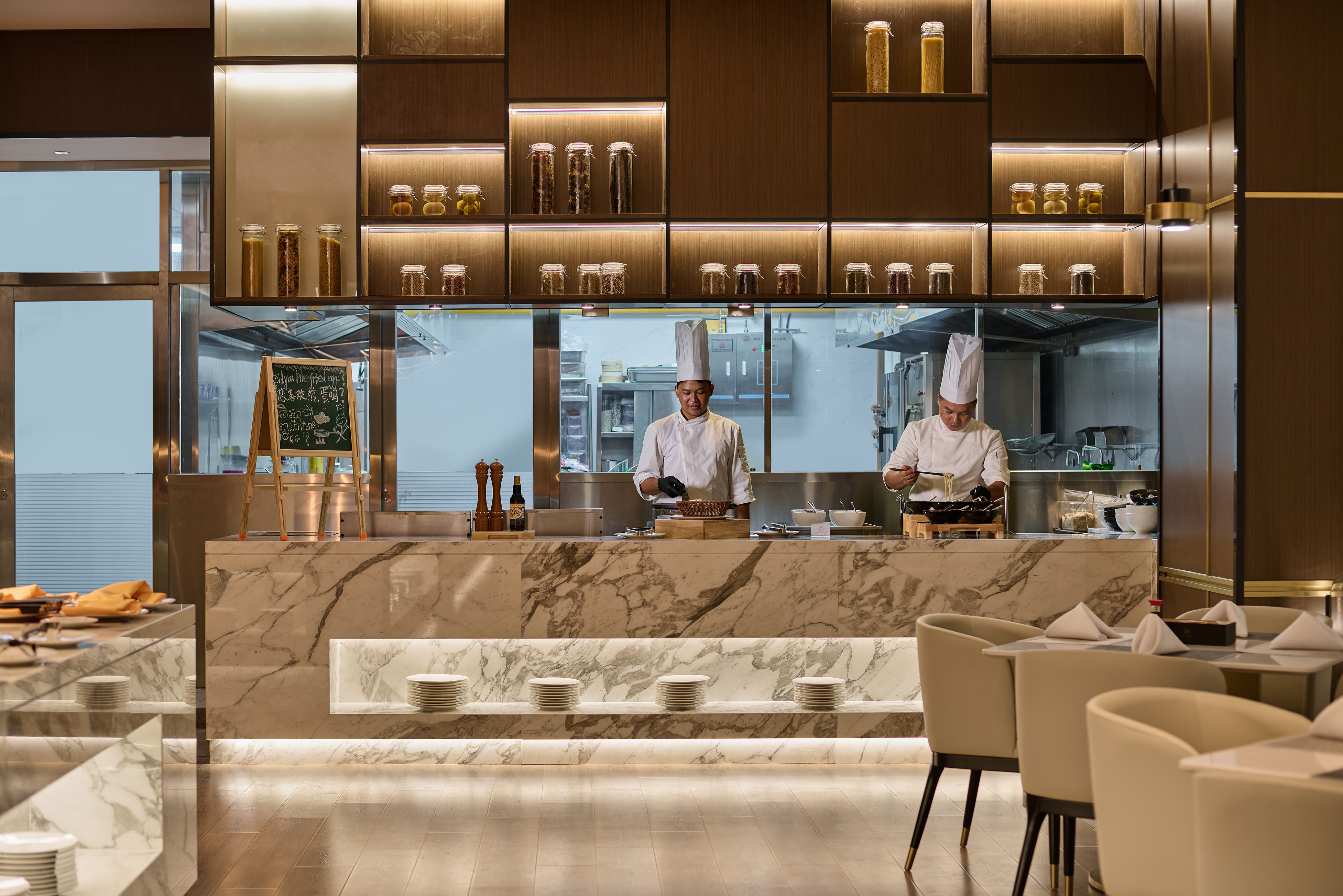 VM Hotel 37/50