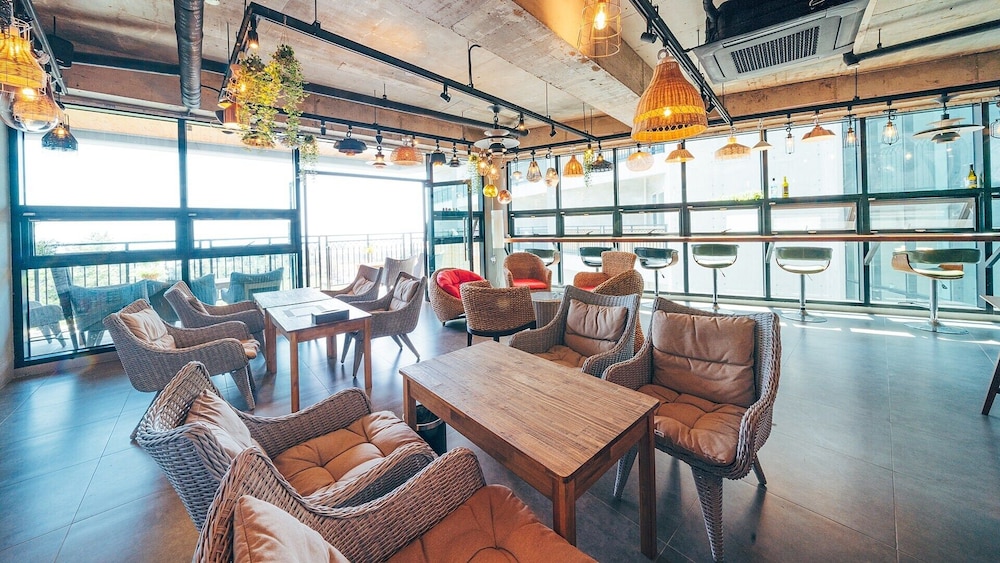 J.View Hotel 25/43