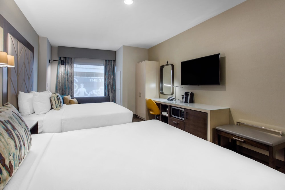 Cambria Hotel Philadelphia Downtown - Center City 11/60