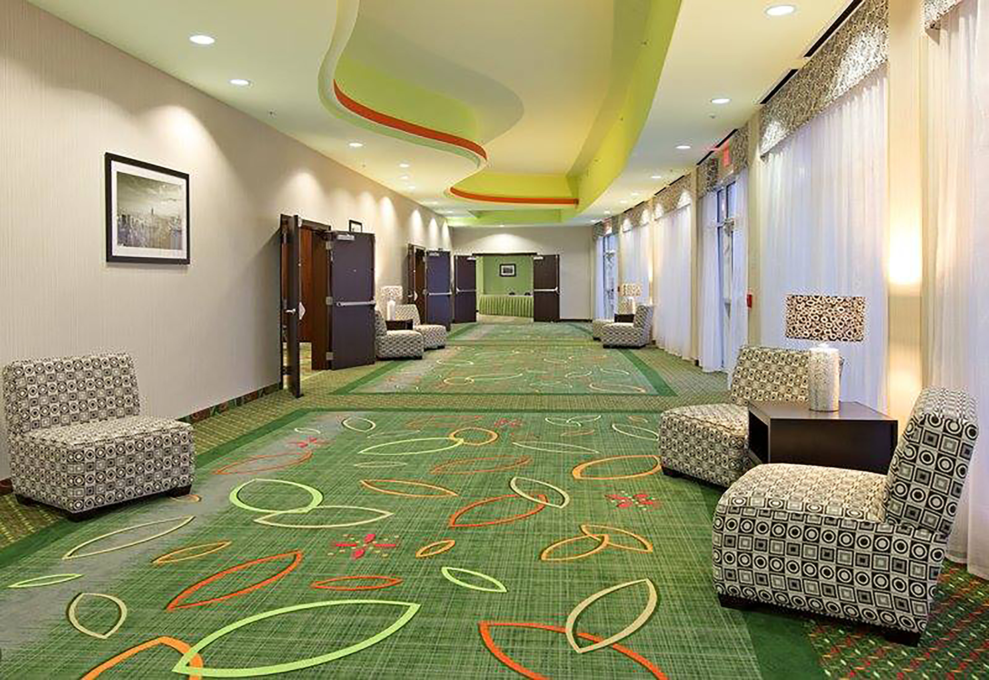 Holiday Inn Garland 43/73