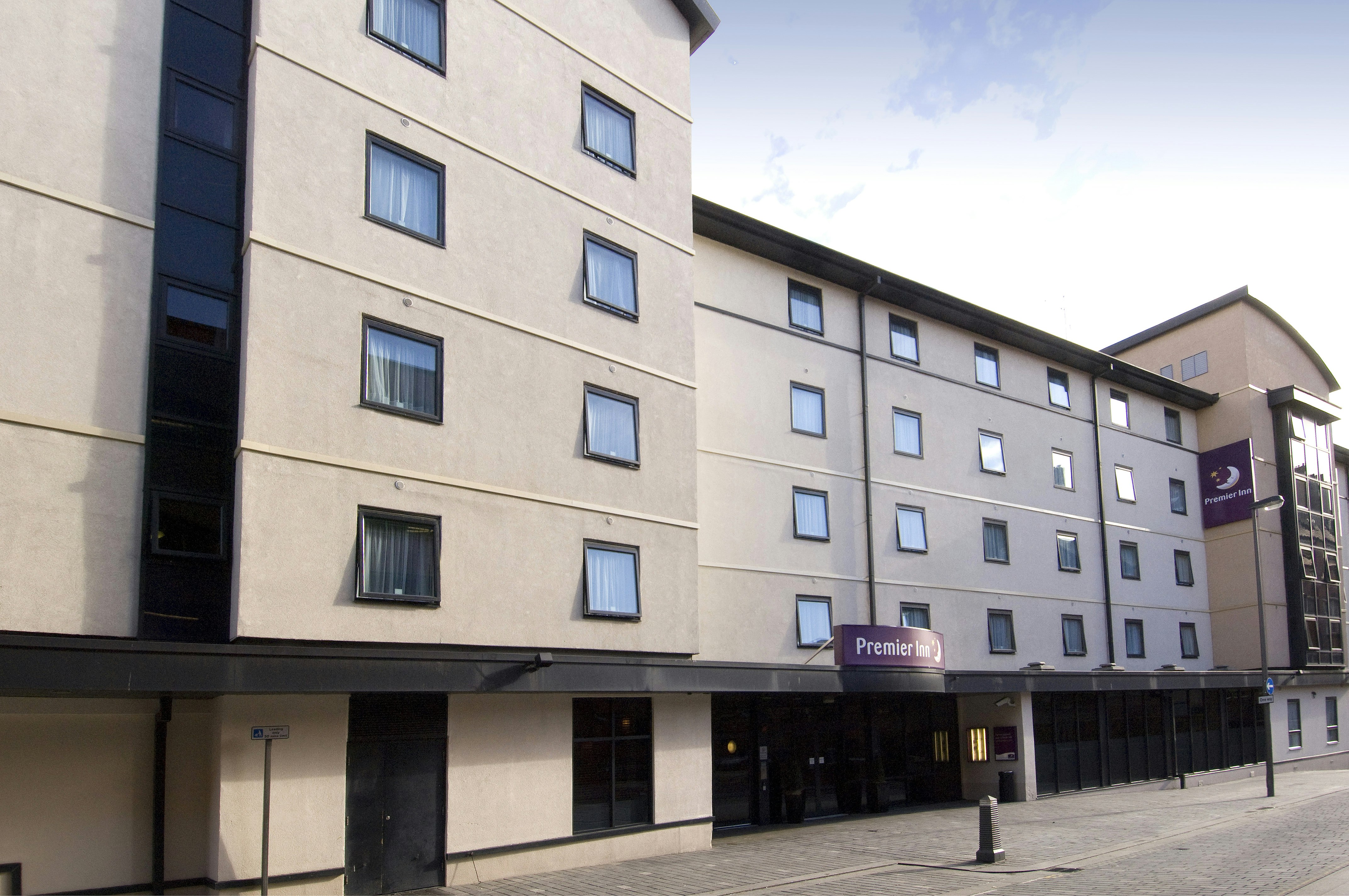 Premier Inn Liverpool City Centre (Moorfields) Hotel 6/37