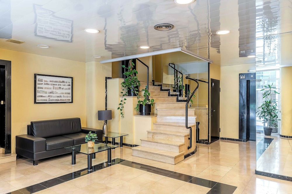 Aparthotel Bertran 87/109