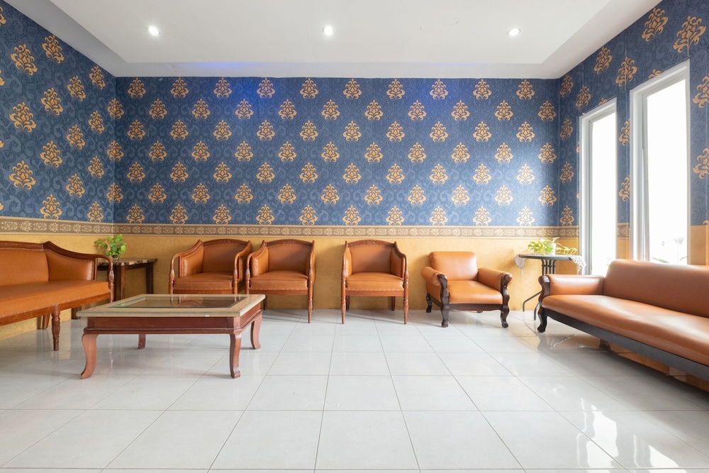 SPOT ON 2419 Rumah Nugraha Hotel Syariah 36/45