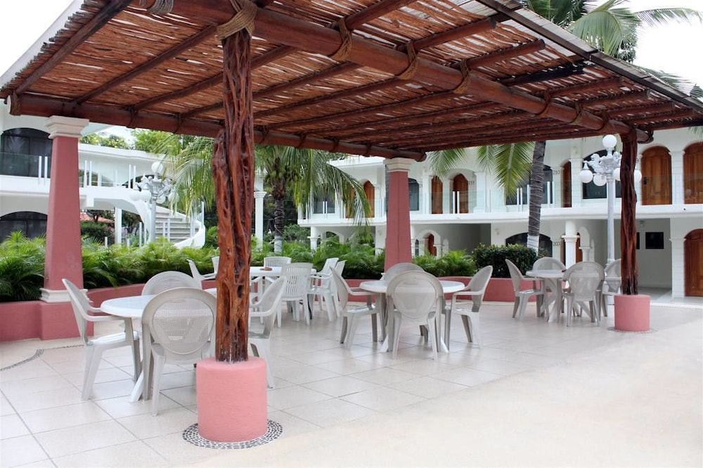 Hotel Costa Azul 39/57