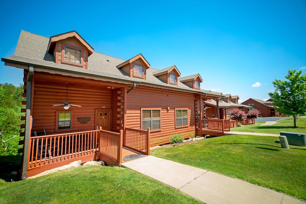 Cabins At Grand Mountain By Thousand Hills Resort 47/49