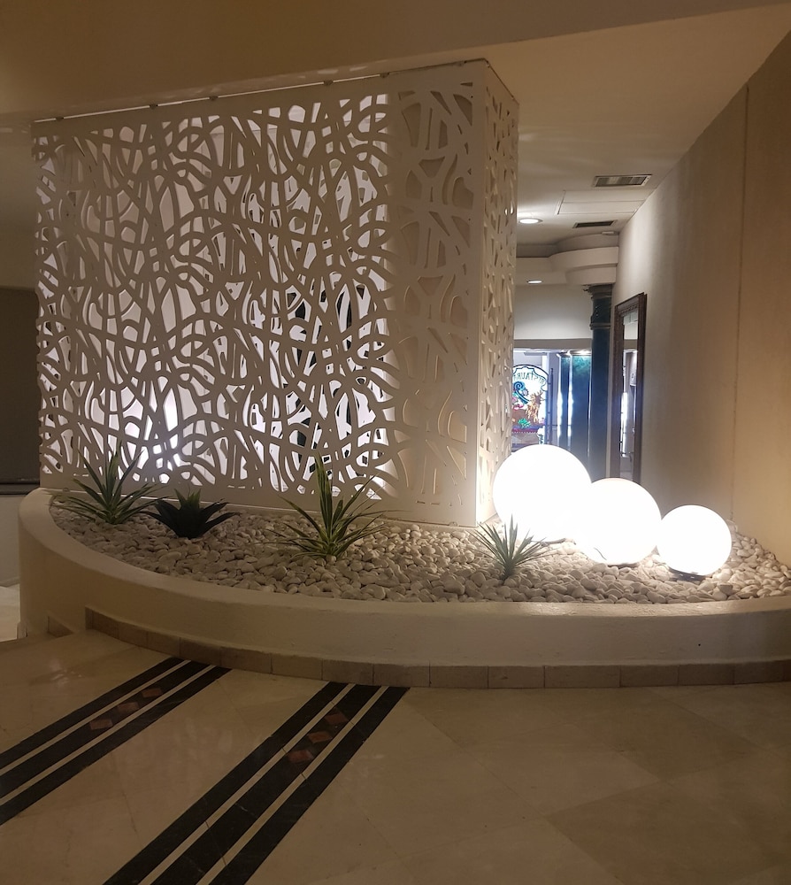 Hotel San Marcos Express 18/33