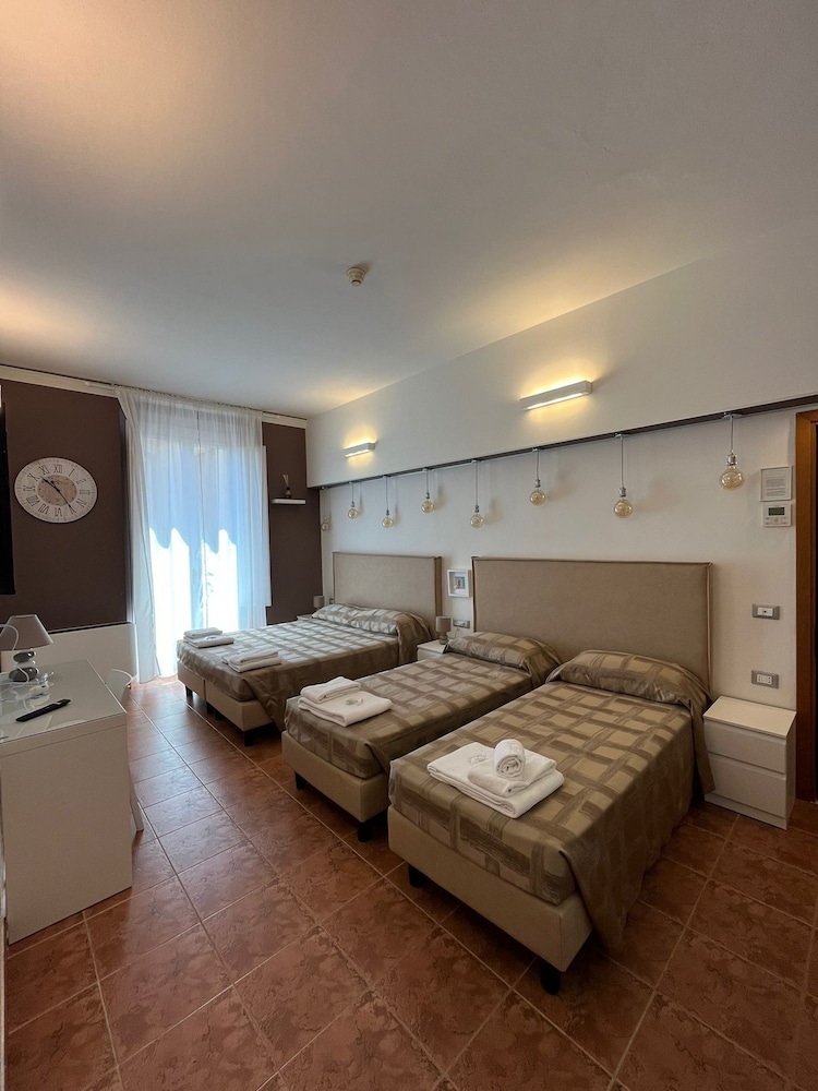 Room at Hotel Alinari, FLORENCE