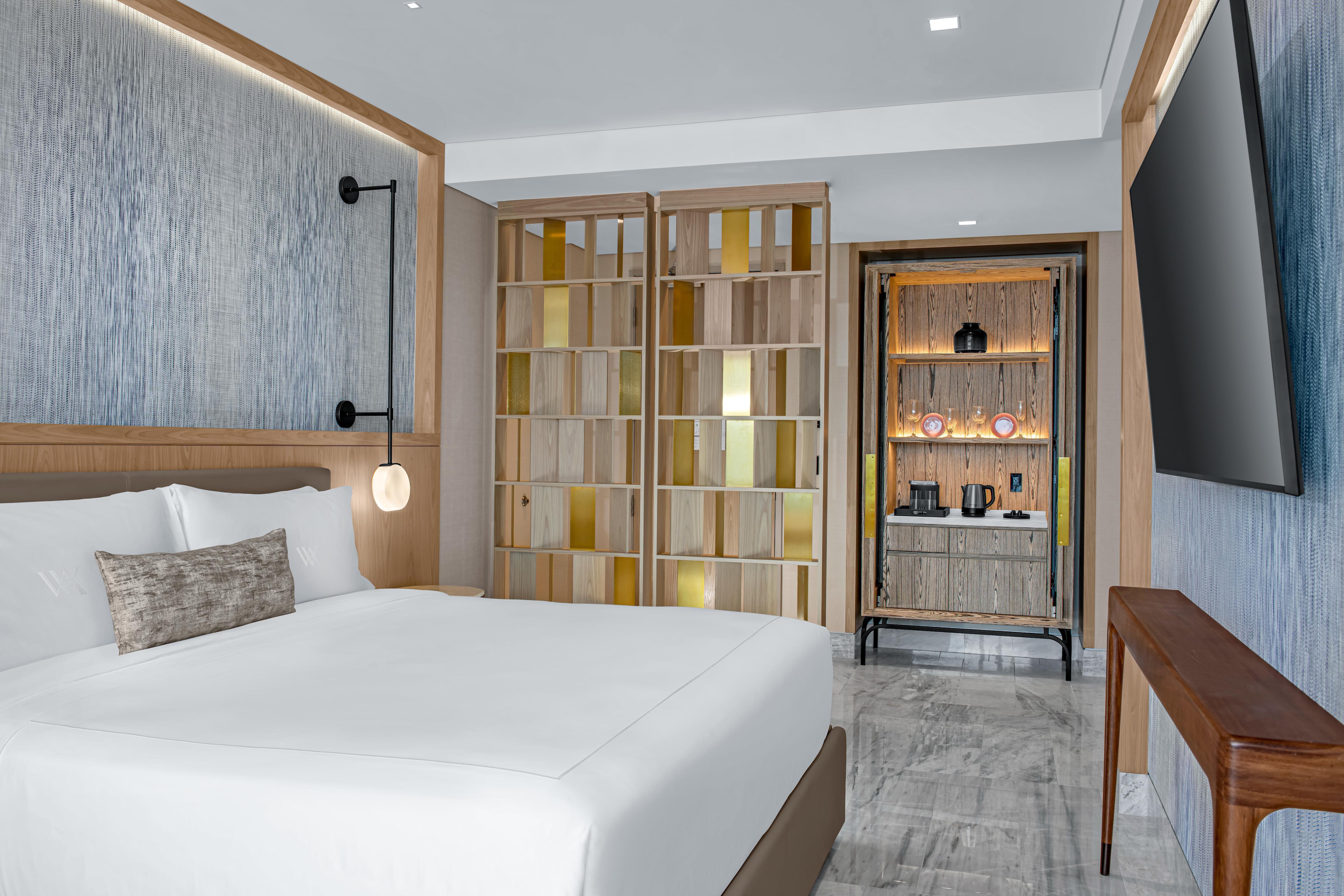 Guest Room, Deluxe, King Bed, Ocean Front
