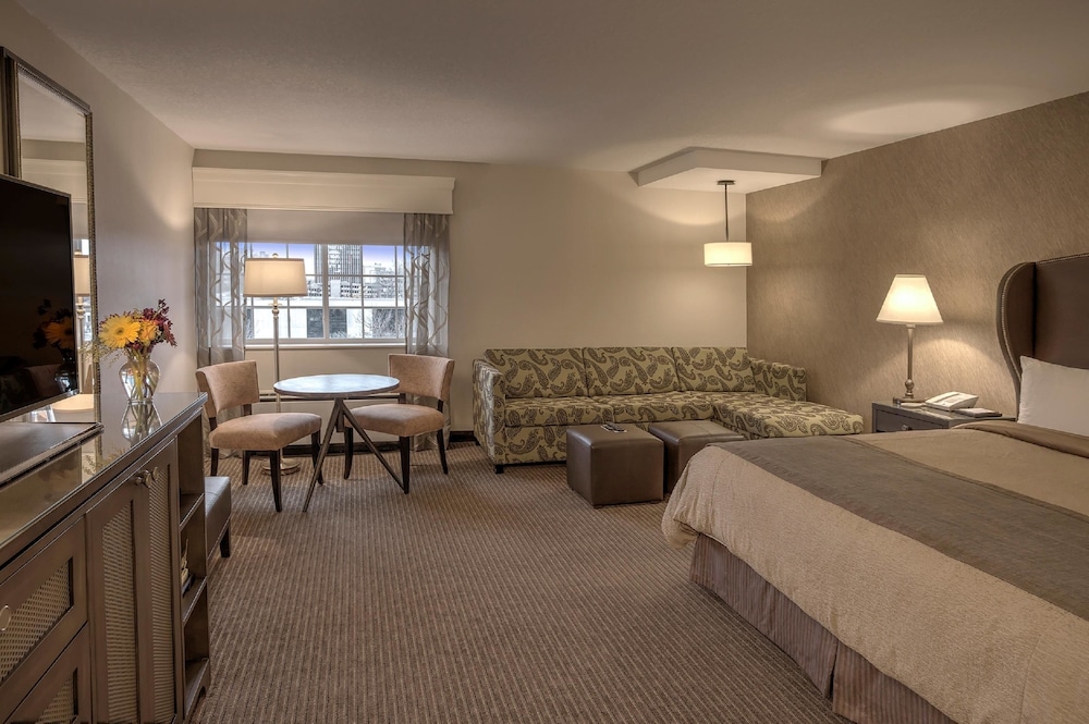 Best Western Plus the Normandy Inn Suites 23/31