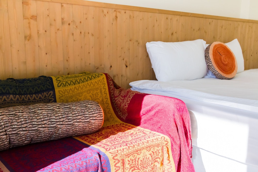 Cozy Green Guest House 23/49