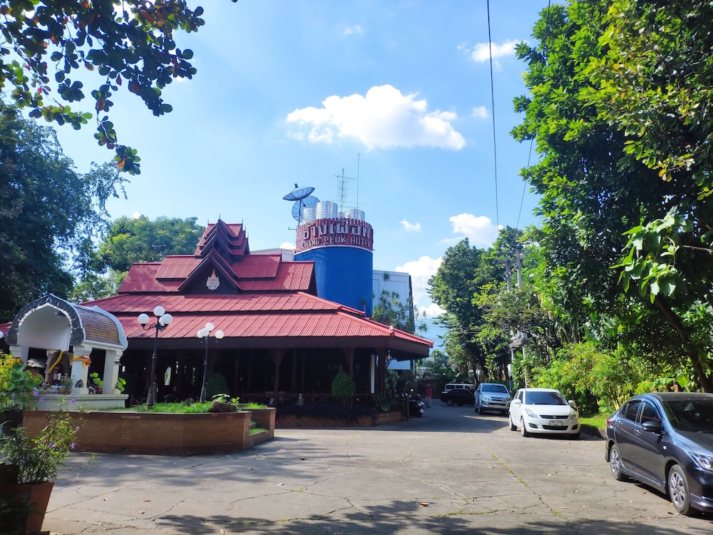 Changpuak Hotel 44/53