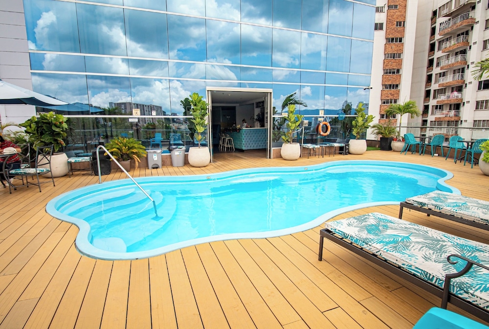 Hotel Roseliere Bucaramanga 48/50