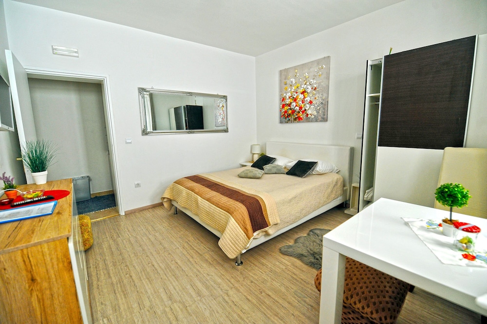 Villa Katarina 24/69