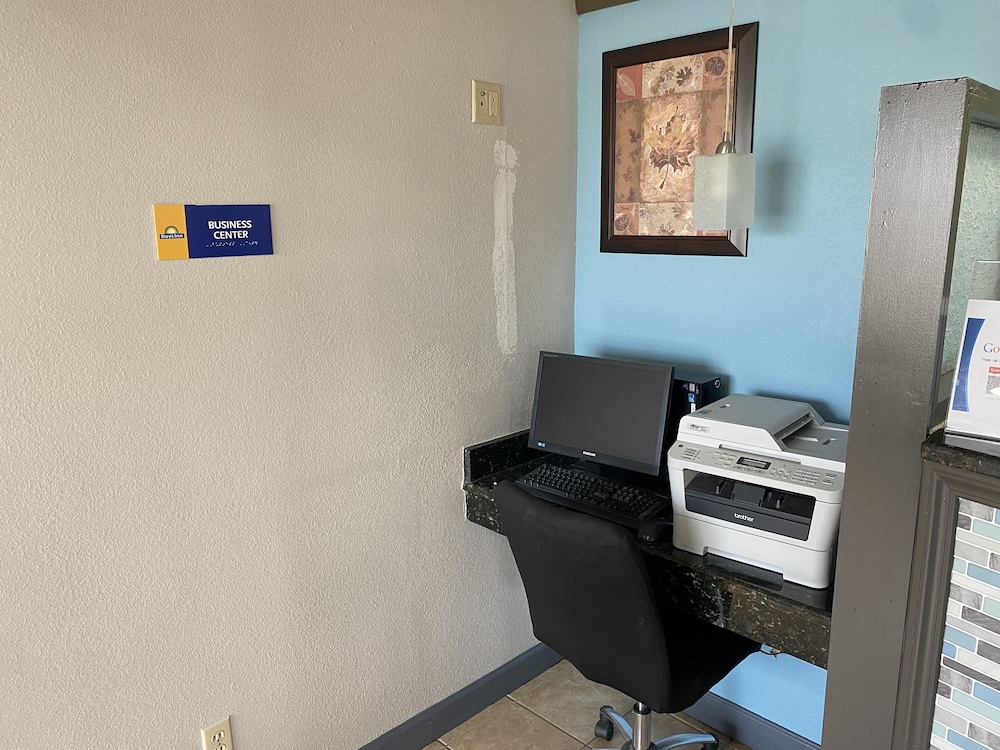 Days Inn by Wyndham Perryville 29/44