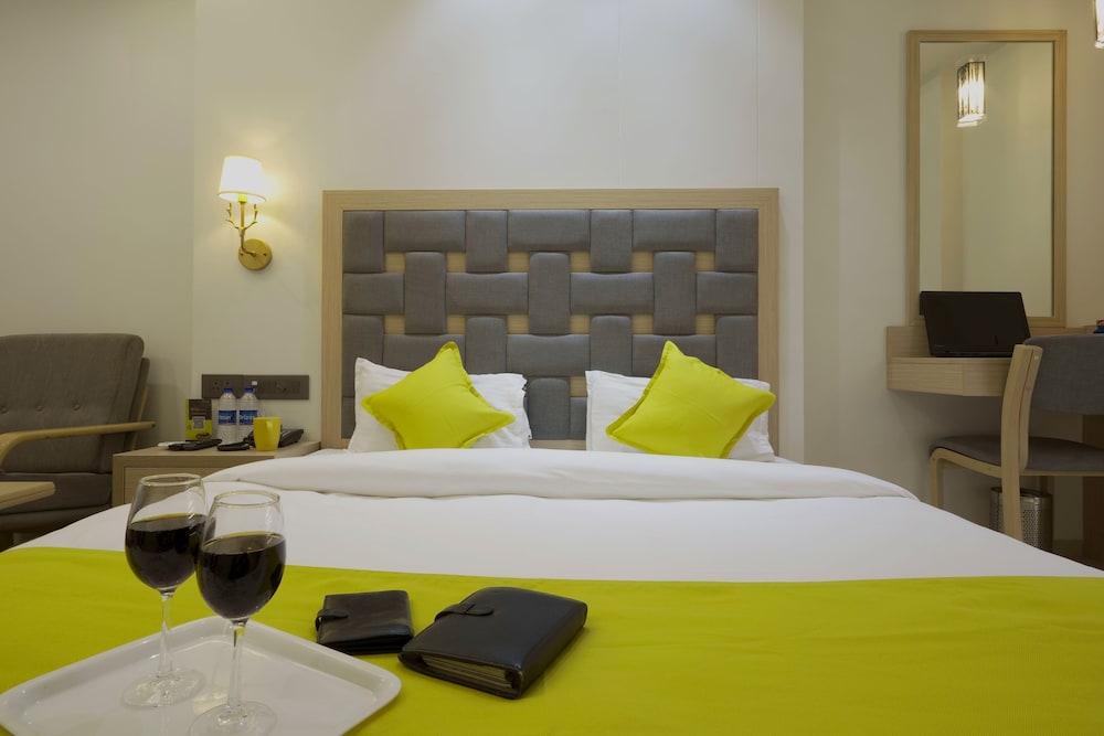 Hotel Sifat International 18/50