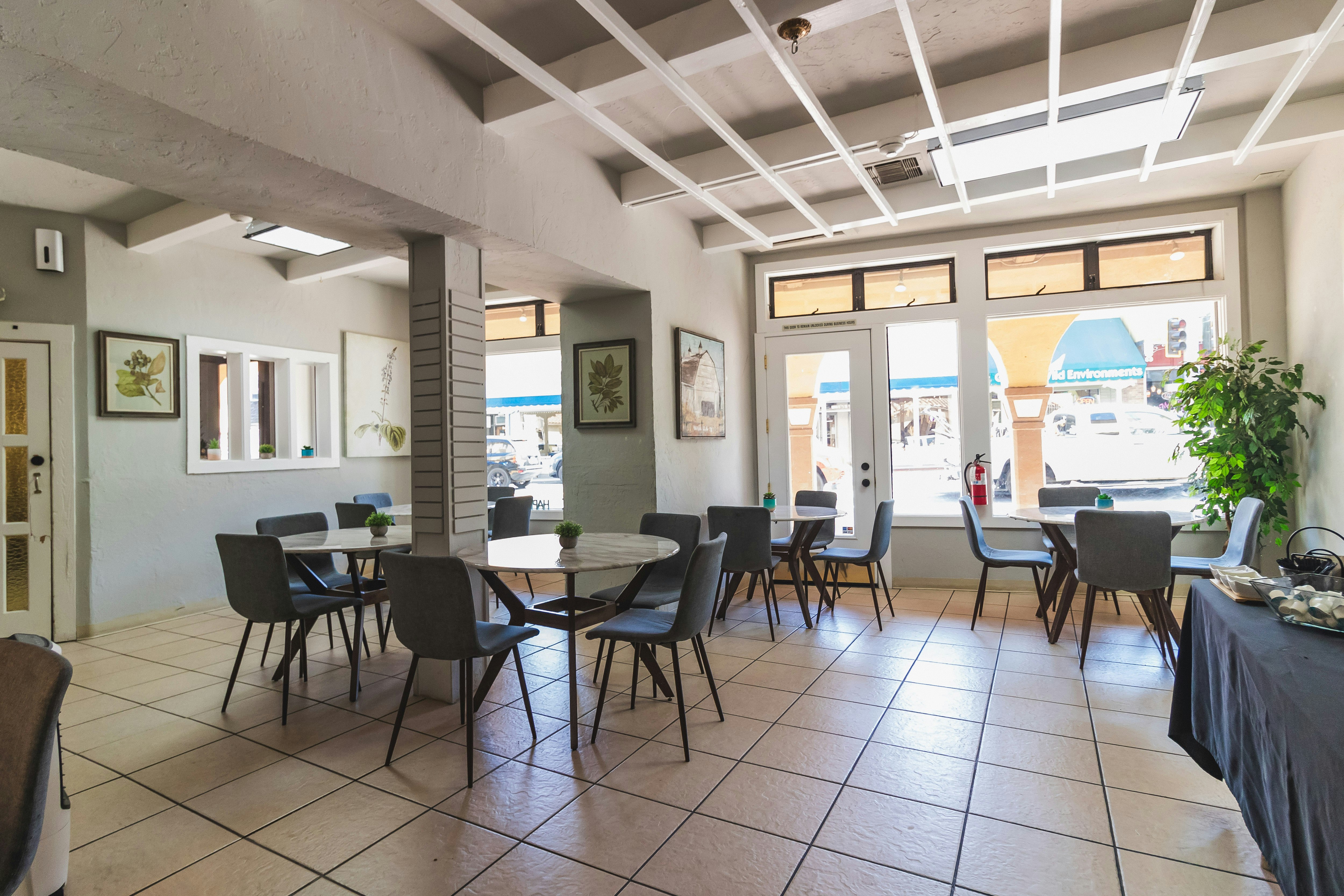 The Sonora Inn 34/50