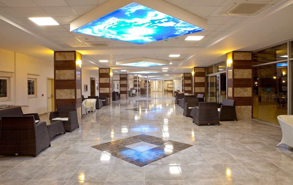 Grand Sahin s Gumuldur Resort 17/82