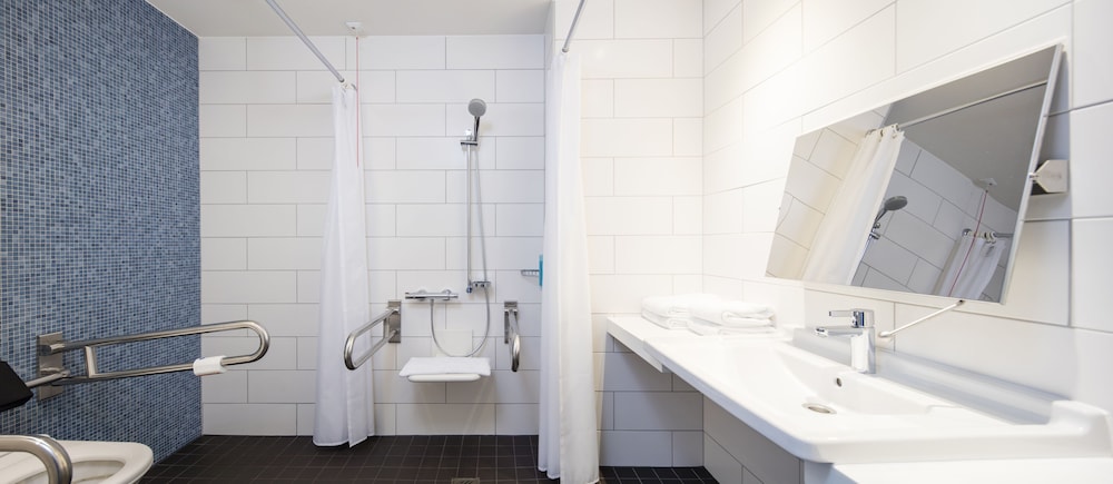 Holiday Inn Express MUNICH CITY WEST 16/80