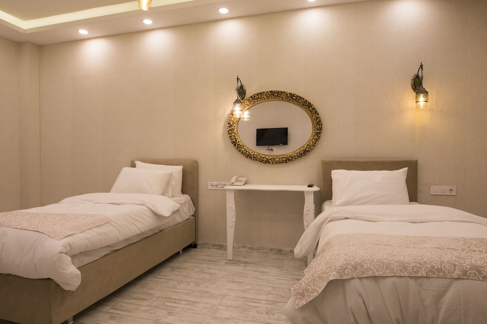Peri 26 Otel 17/50
