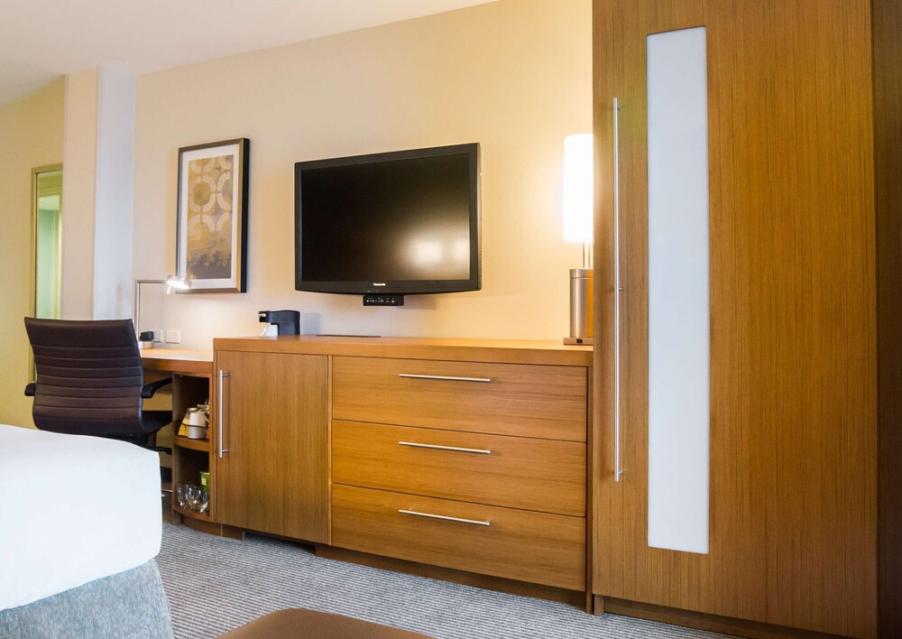 Hyatt Place Daytona Beach Oceanfront 9/65