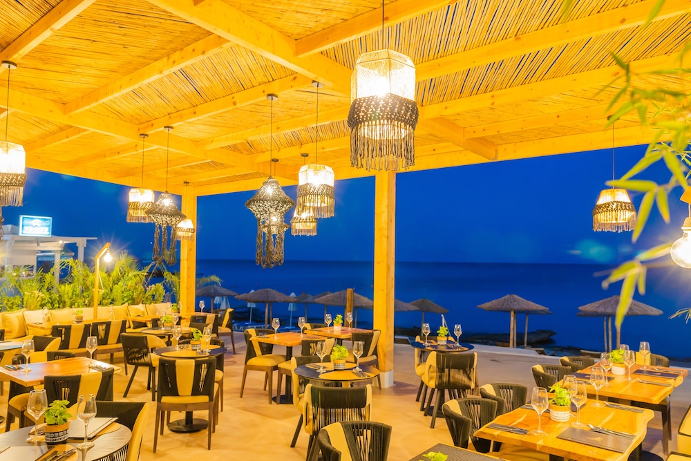 Silver Beach Hotel 23/44