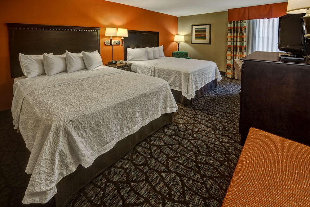Hampton Inn Asheville Tunnel Road 20/63