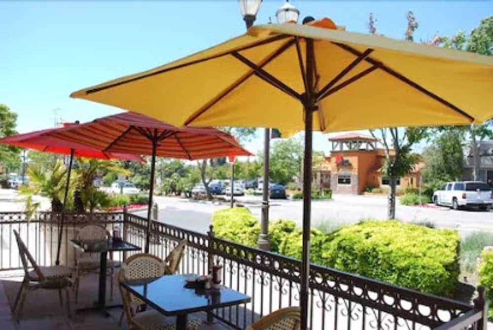 Bella Capri Inn 48/58