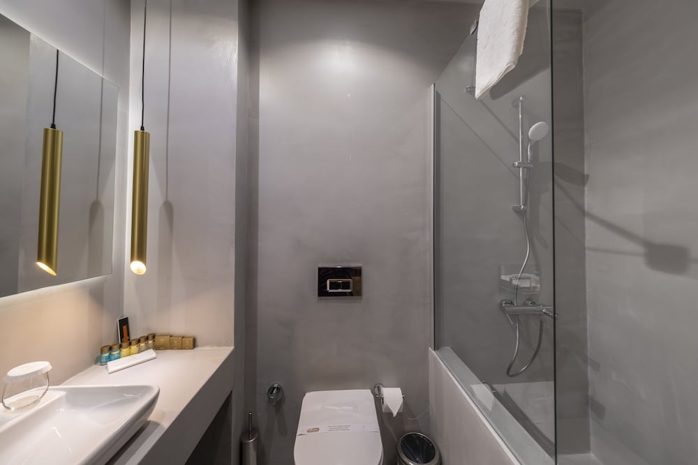 AG Hotels Antalya 48/50