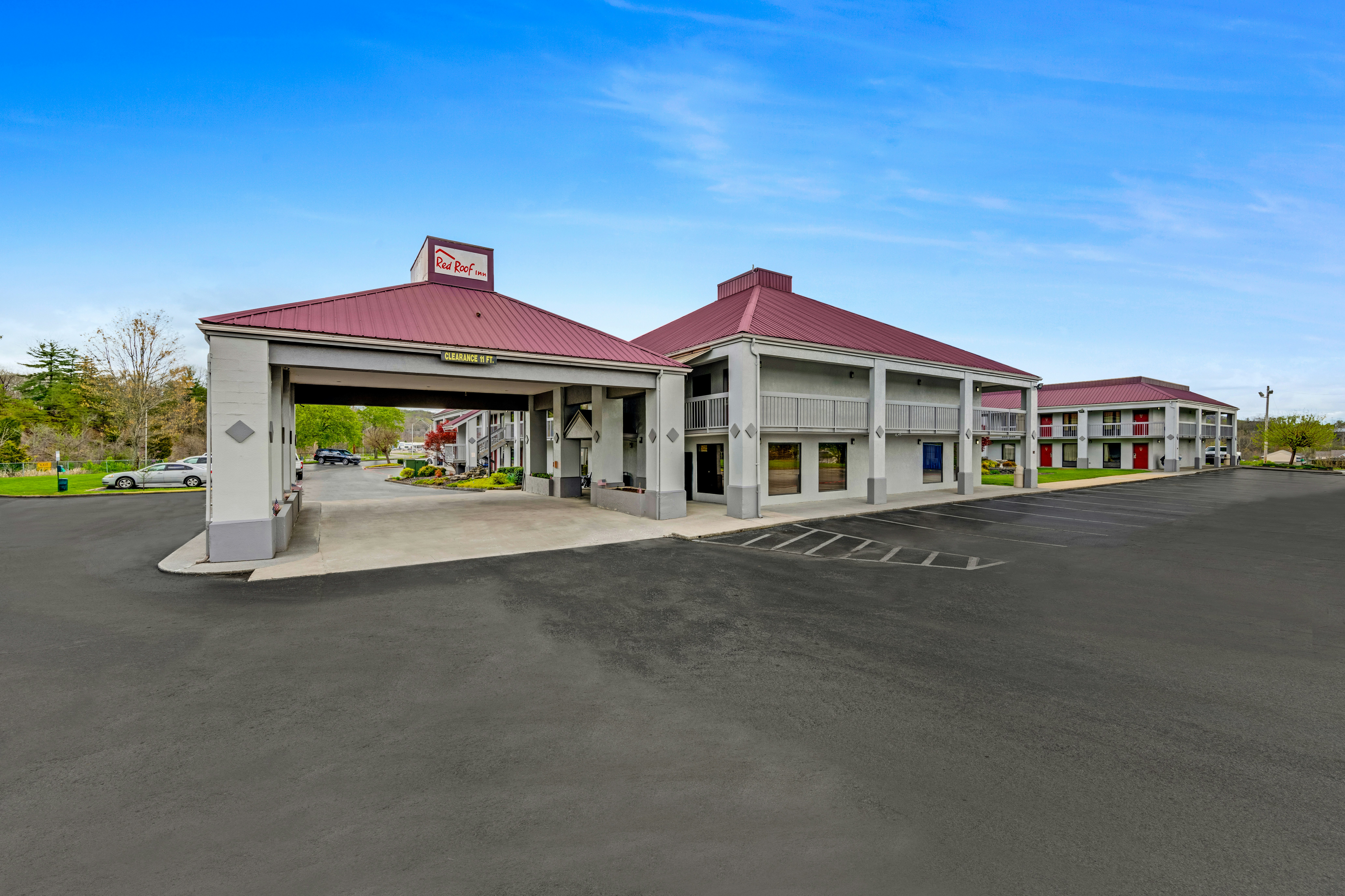 Red Roof Inn Kingsport 37/42