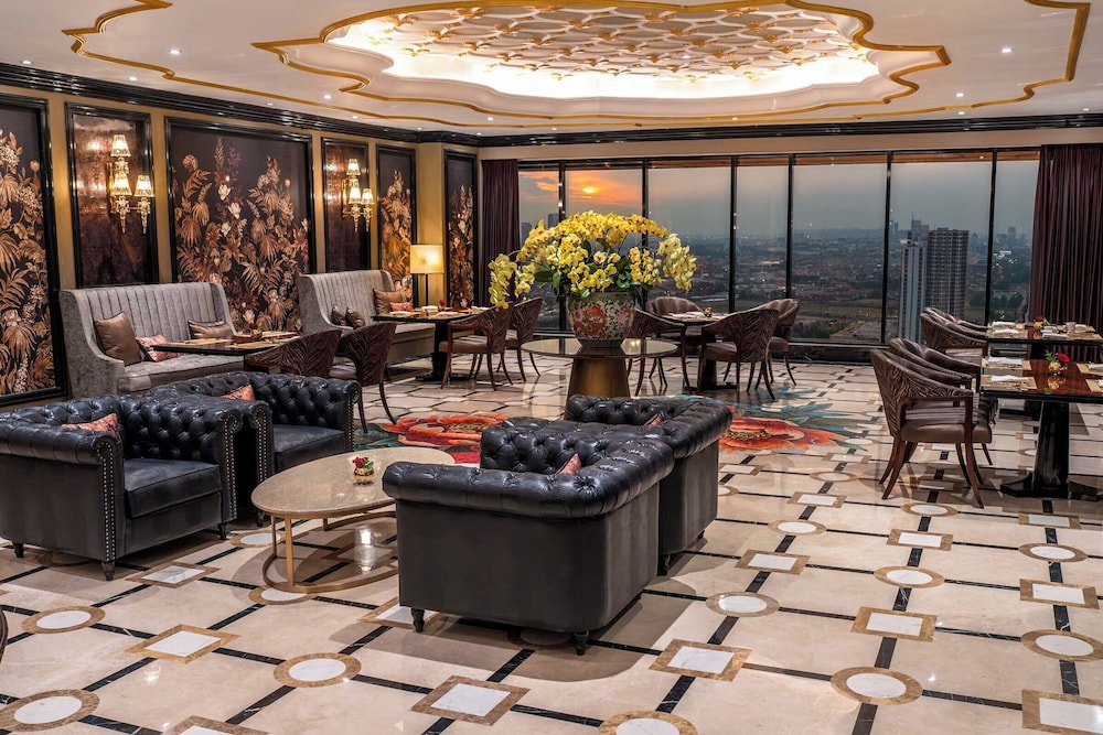 The Trans Luxury Hotel Surabaya 29/50