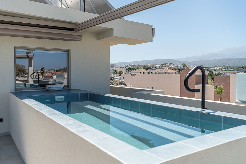 Inea Hotel and Suites 55/78