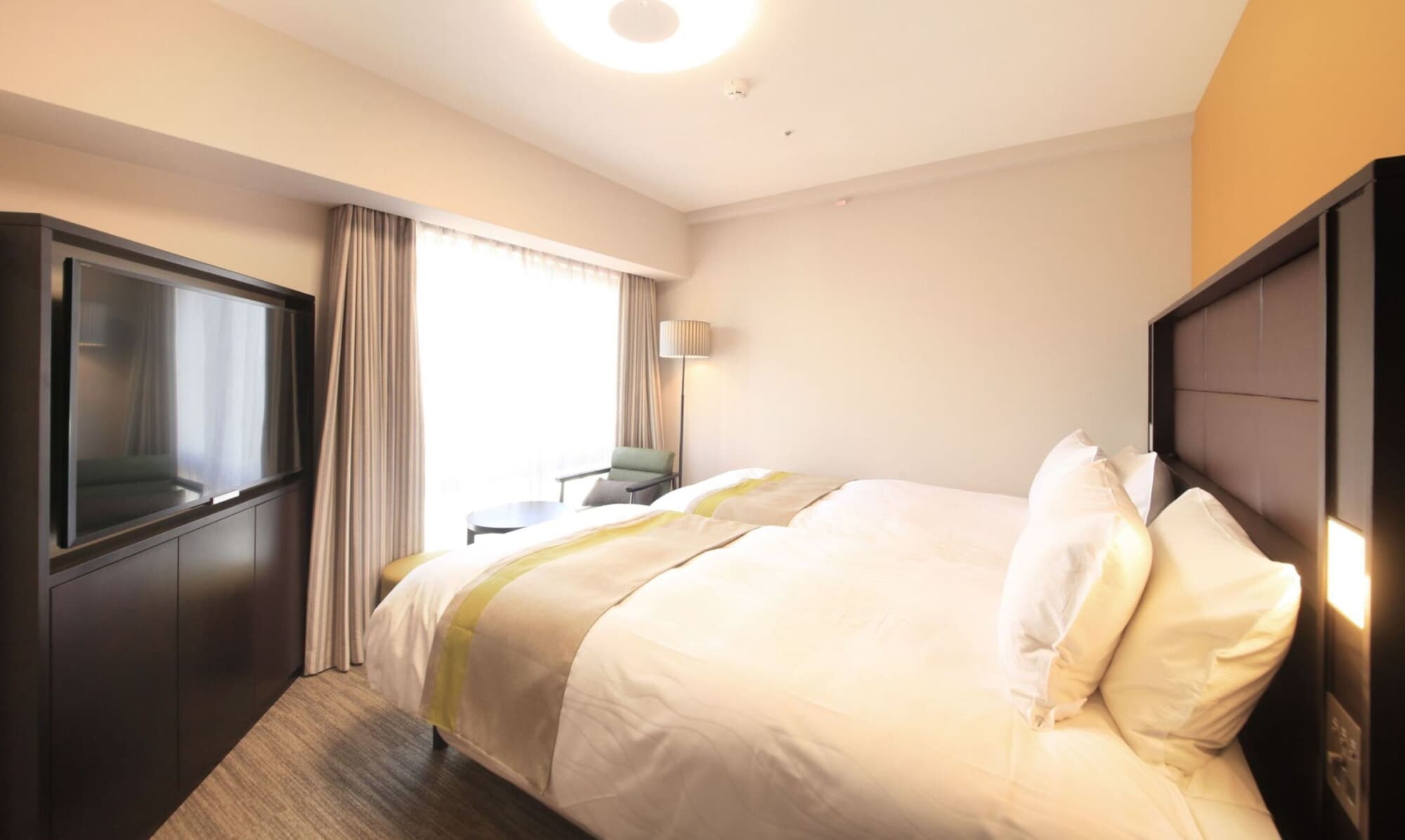 SUPERIOR, TWIN BEDS