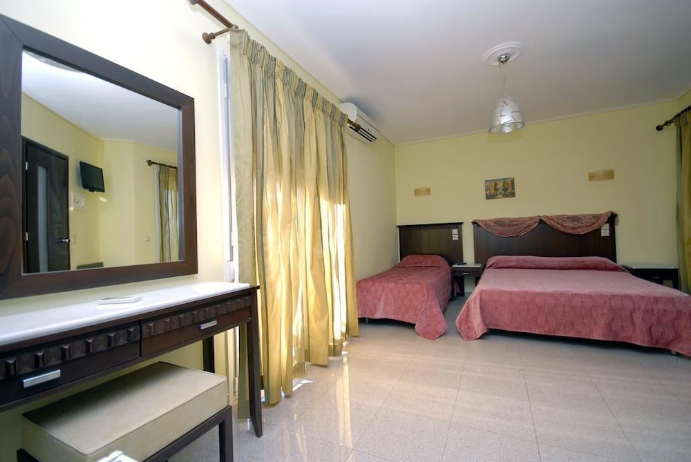 Ariadnes Holiday Accommodation I 15/50