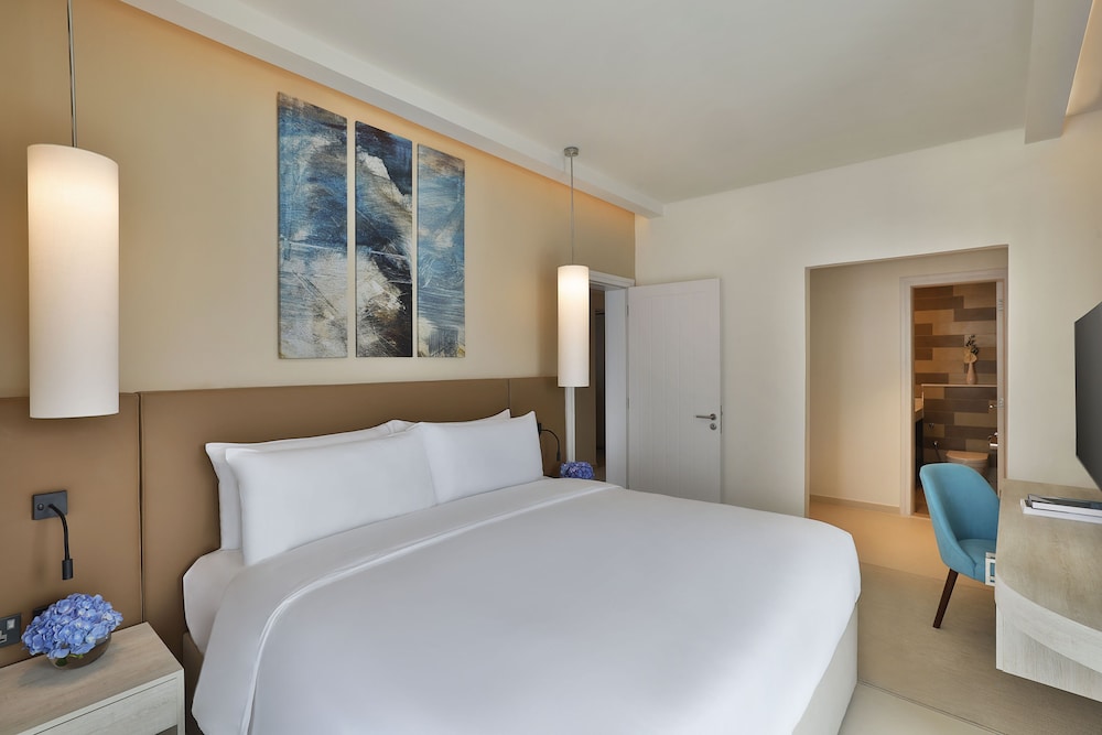 NH Collection Dubai The Palm 10/50