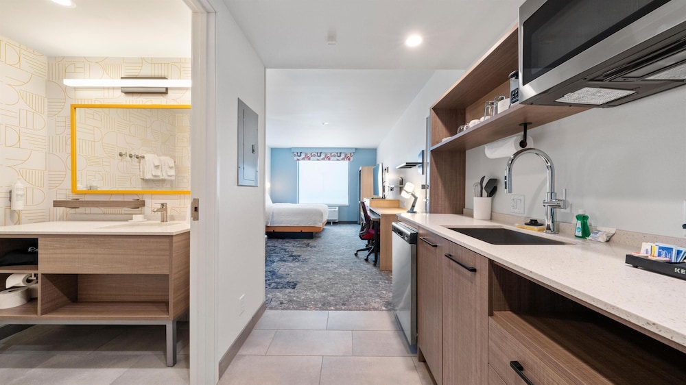 Home2 Suites by Hilton Pasco Tri-Cities Airport 55/57